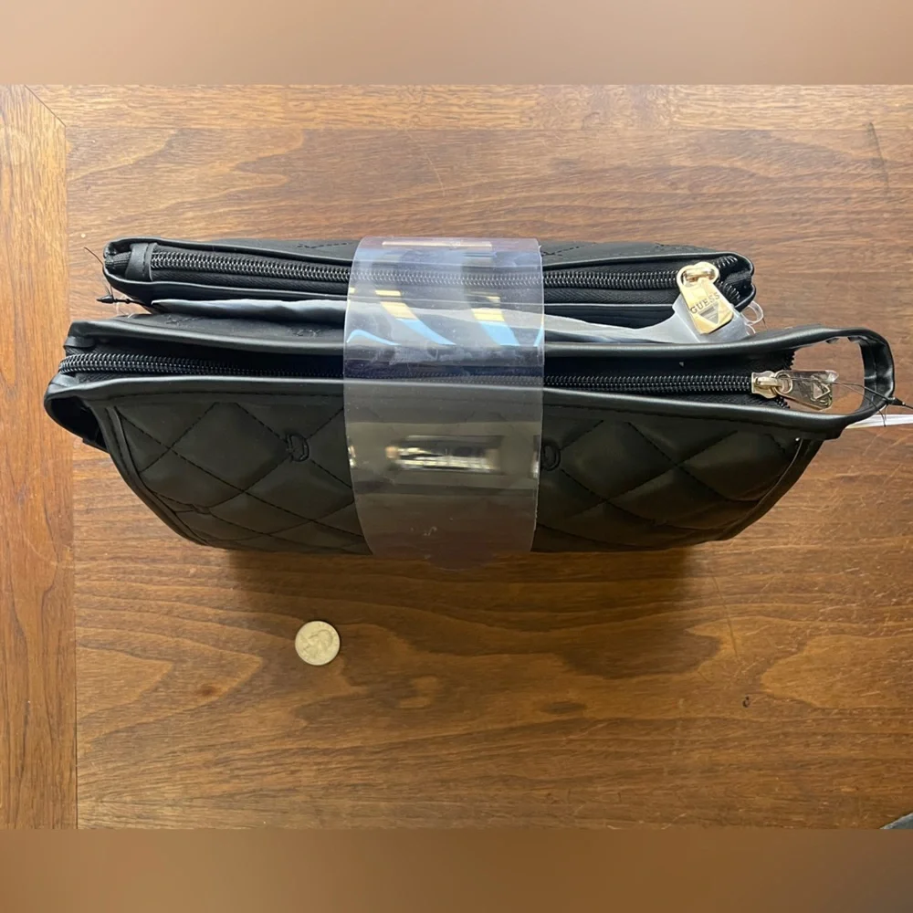 GUESS 2pc Set Cosmetic Travel Bag- Black Quilted - Picture 3 of 4